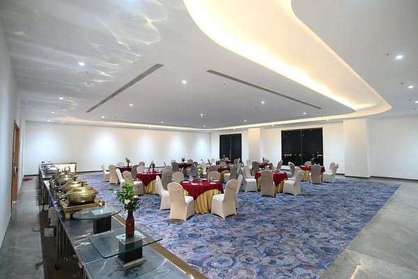Hotel Trinity Grand